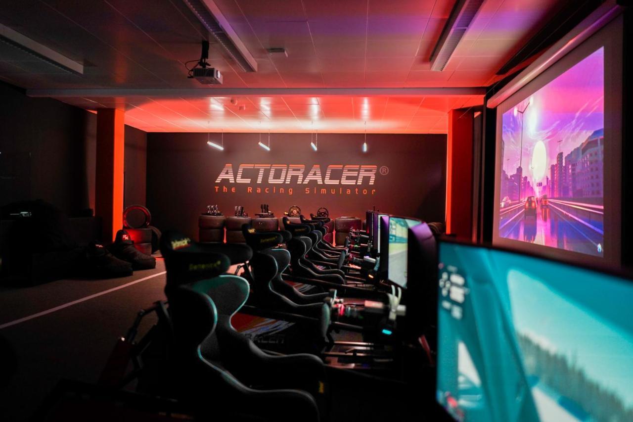Rcadia Gaming House Bed & Breakfast Hamburg Exterior photo